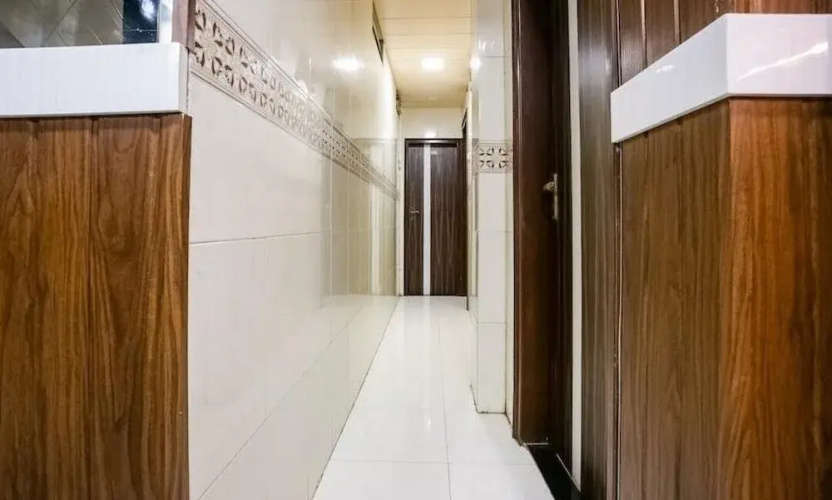 Asha Hotel