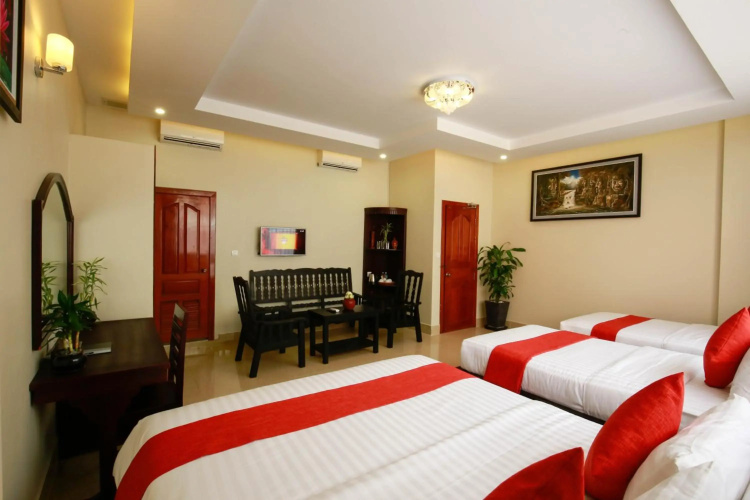 Chheng Residence