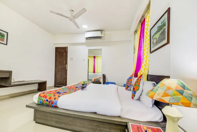 FabHotel Casa Paradise Premium Suites