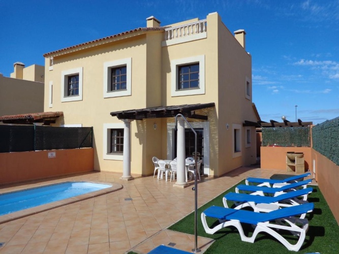 3 Bedrooms Double Villa