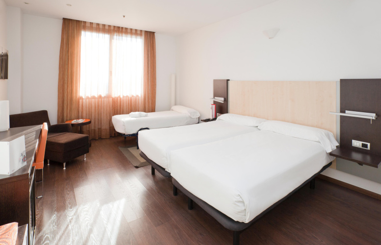 Hotel ILUNION Aqua 3 photo 13