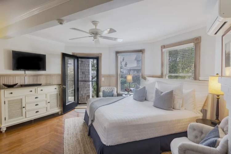 Deluxe Double Suite with sea view