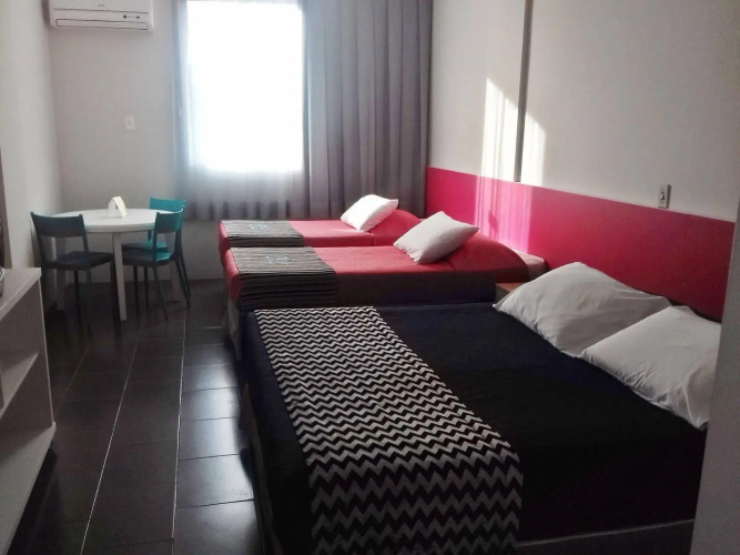 Cris Hotel