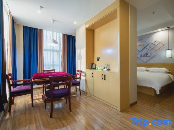 Triple Family Suite