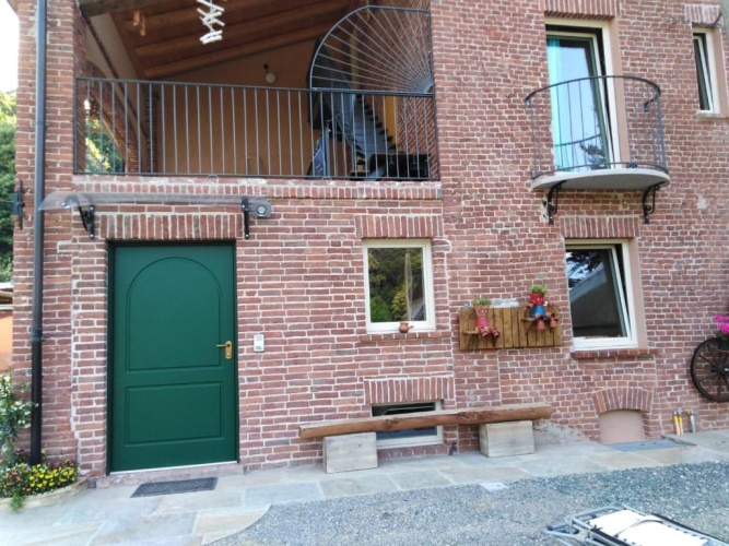 2 Bedrooms Cottage