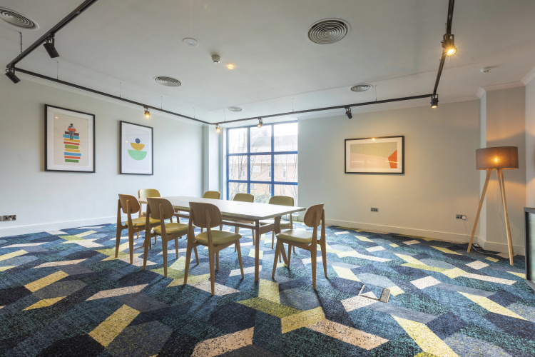 Holiday Inn Sutton photo 14