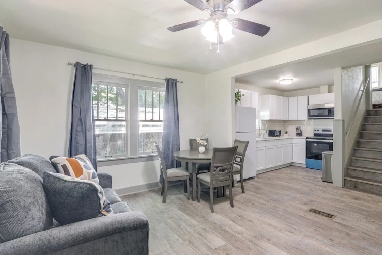 3 Bedrooms Cottage
