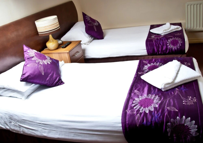 The Diamond Inn