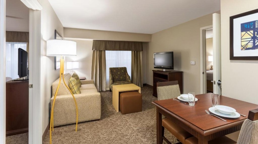 2 Bedrooms Double Suite