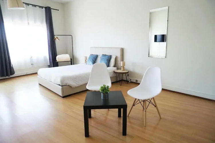Standard Quadruple Family room