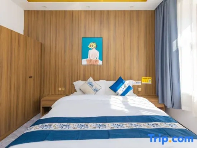 Deluxe Quadruple Suite