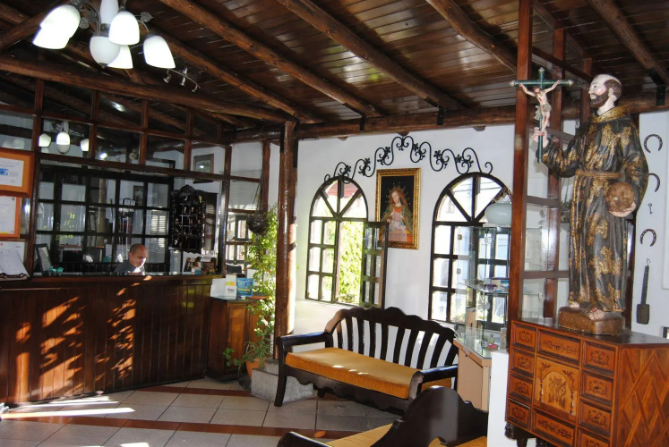Hotel Fuente de Piedra I