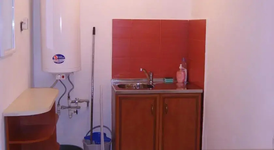 Plamena Guest Rooms