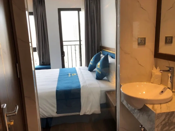 Deluxe Double room with balcony and with city view