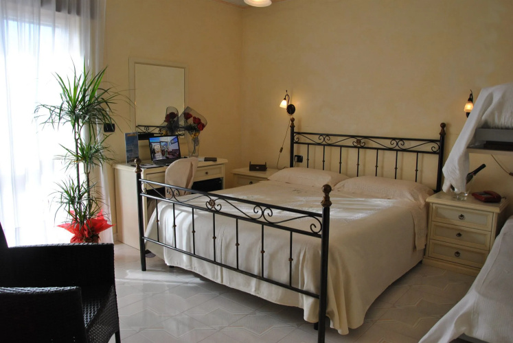 Hotel Mediterraneo