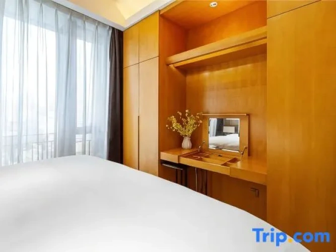 1 Bedroom Luxury Suite with view