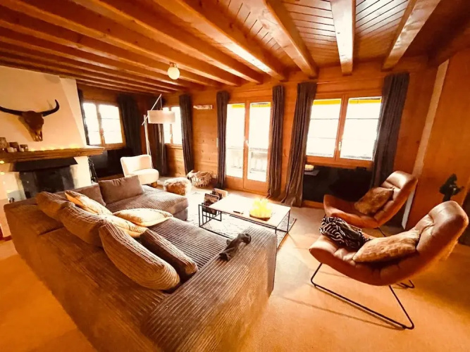 Modern 3 Br Duplex With Huge Panoramic Alps Views