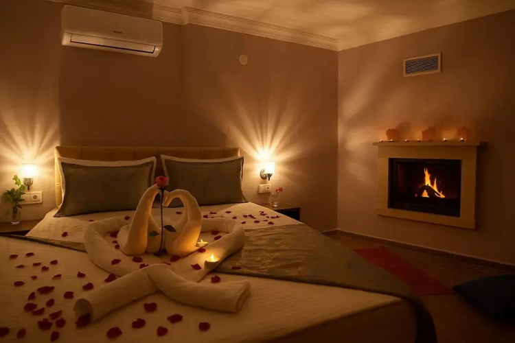 Defne Hotel