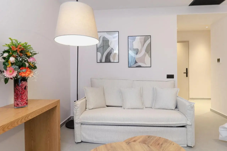 LIMNI Boutique Experience Hotel