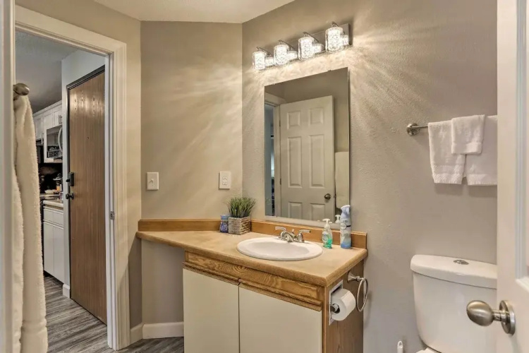Lead Vacation Rental ~ 17 Mi to Sturgis