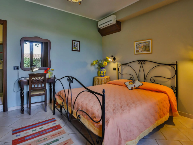 Agriturismo a Alia ID 3644
