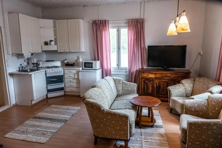 2 Bedrooms Apartment