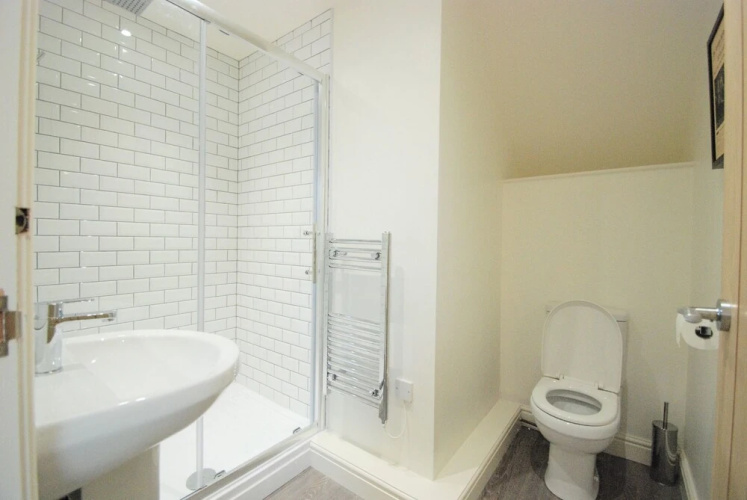 Pipeline Cottage 487857