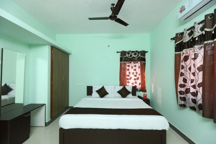 OYO 7722 Manapakkam