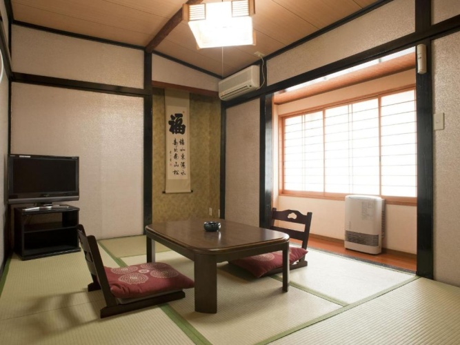 Economy Twin room