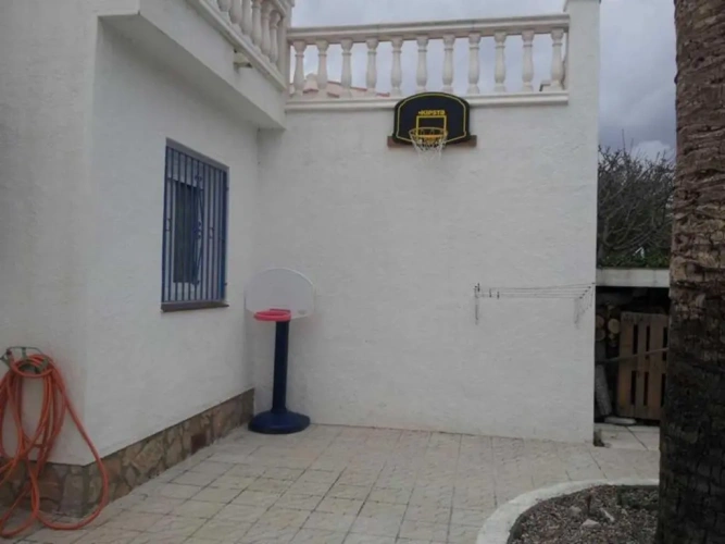 2 Bedrooms Cottage