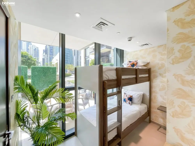 bnbme | Boulevard Heights | 3 + Maids