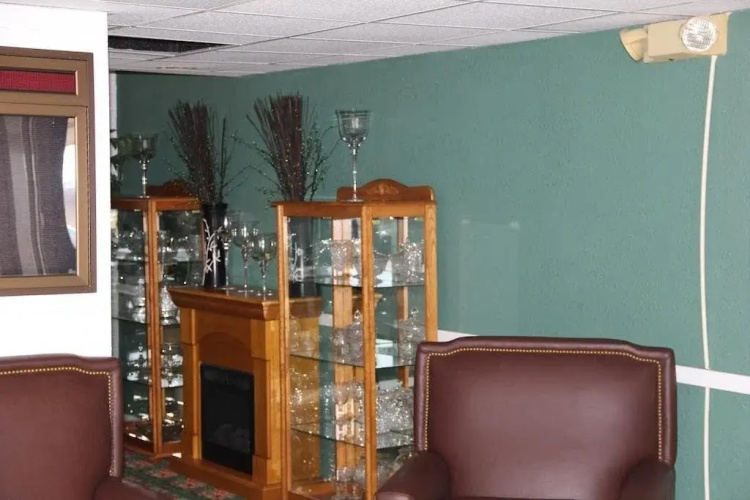 Freeport Plaza Hotel