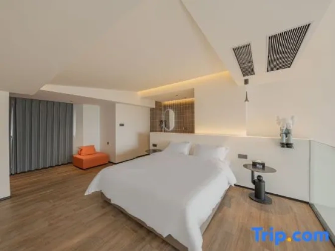 Family Duplex Suite with balcony and with sea view
