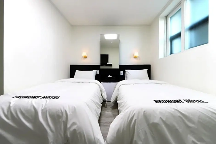 Standard Double room with view