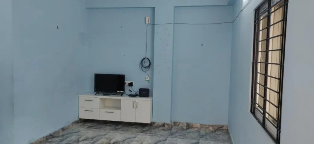 1 BHK Condo