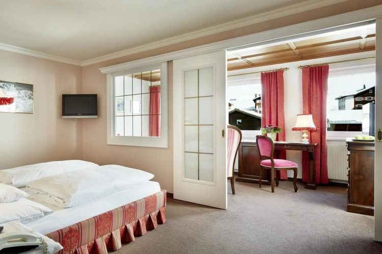 Hotel Hirlanda