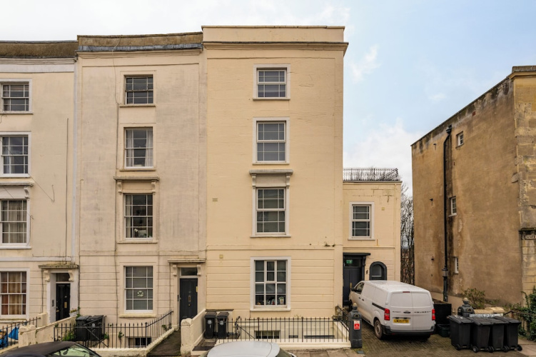 Meridian Place - yourapartment