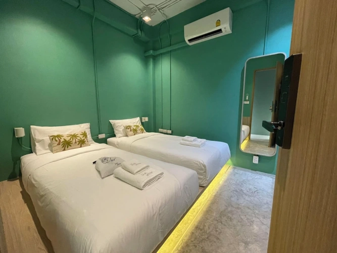 Standard Twin room