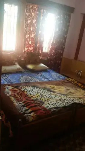 Taj Guest House