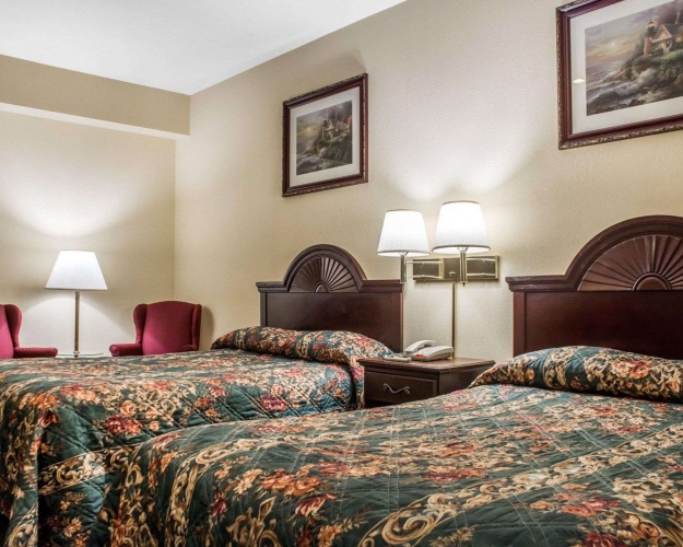 Standard Quadruple room