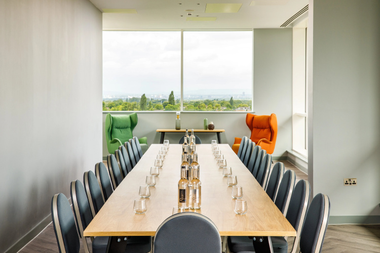 Holiday Inn Manchester Airport photo 20
