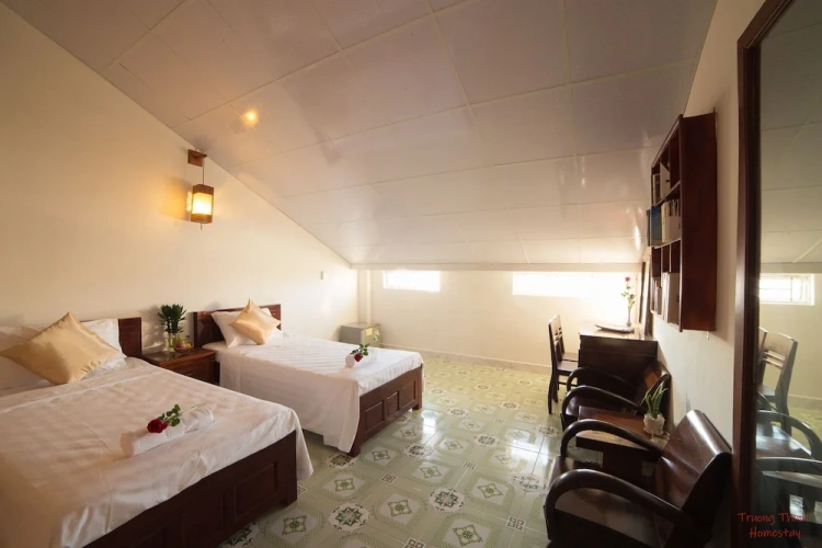 Standard Twin room with mountain view