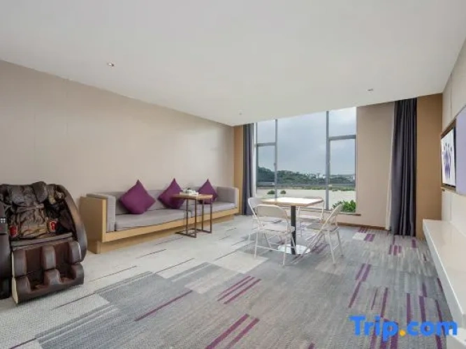 Executive Suite with river view