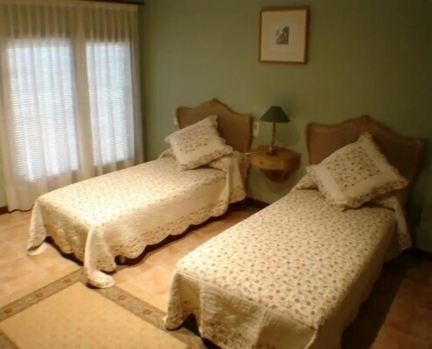 Standard Quadruple room with garden view