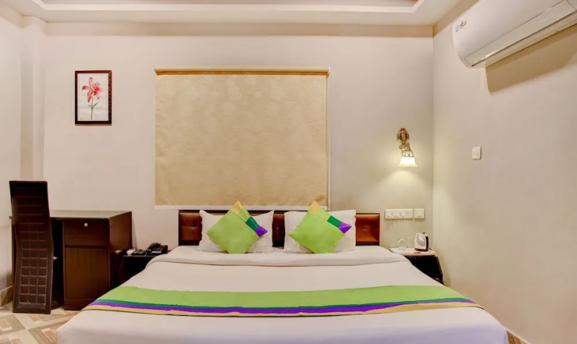 Treebo Trip GD Hotel