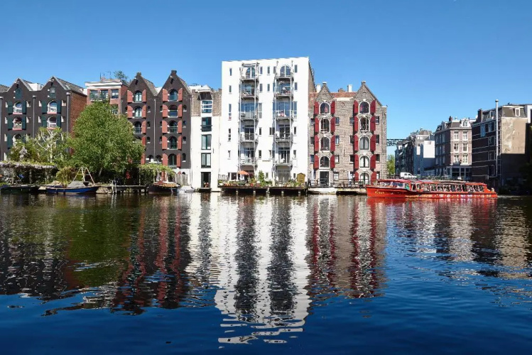 Holiday Inn Express Amsterdam-City Hall photo 21