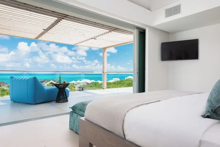 4 Bedrooms Villa with ocean view