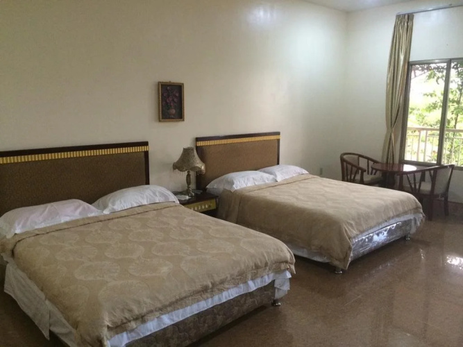 Yim Saan Hotel & Restaurant
