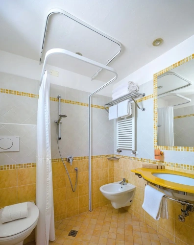 Classic Quadruple room with balcony