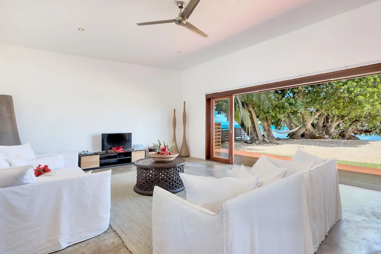 Tides Reach Resort